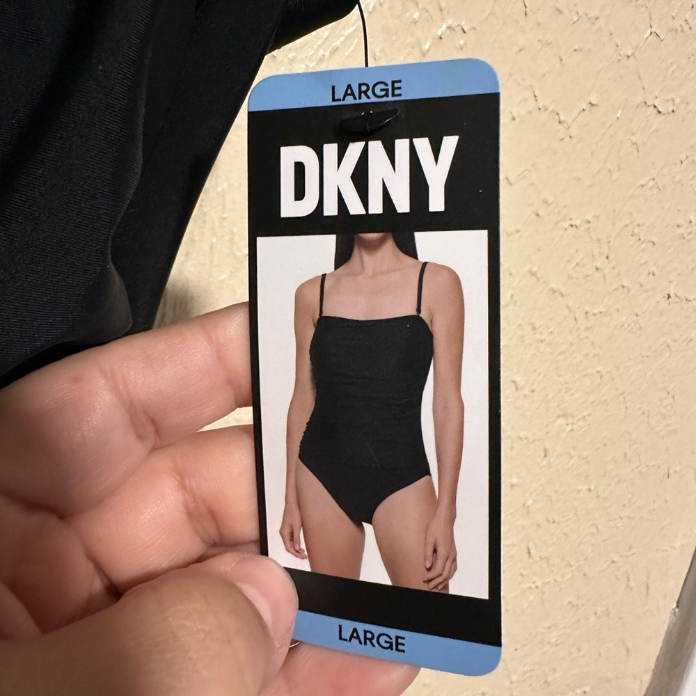 DKNY Swimsuit Size Large One Piece‎ New with tags - Picture 9 of 11